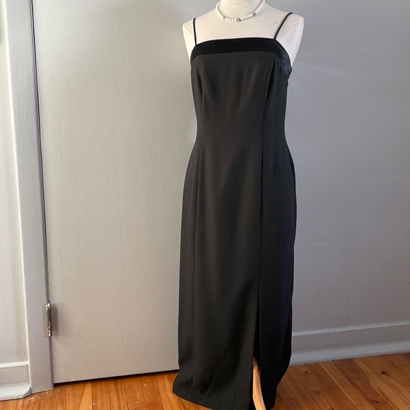 π¨π¦ Vintage Joseph Ribkoff Long Black Gown & Cropped Tuxedo Jacket, Size 10 - Picture 4 of 16